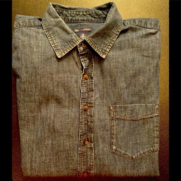 Men’s Gap Denim Shirt - Picture 1 of 2